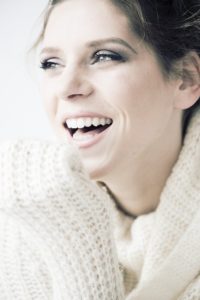 Genvind dit strålende smil med Invisalign